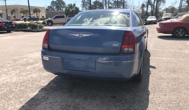 2007 Chrysler 300 Touring Sedan 4D full